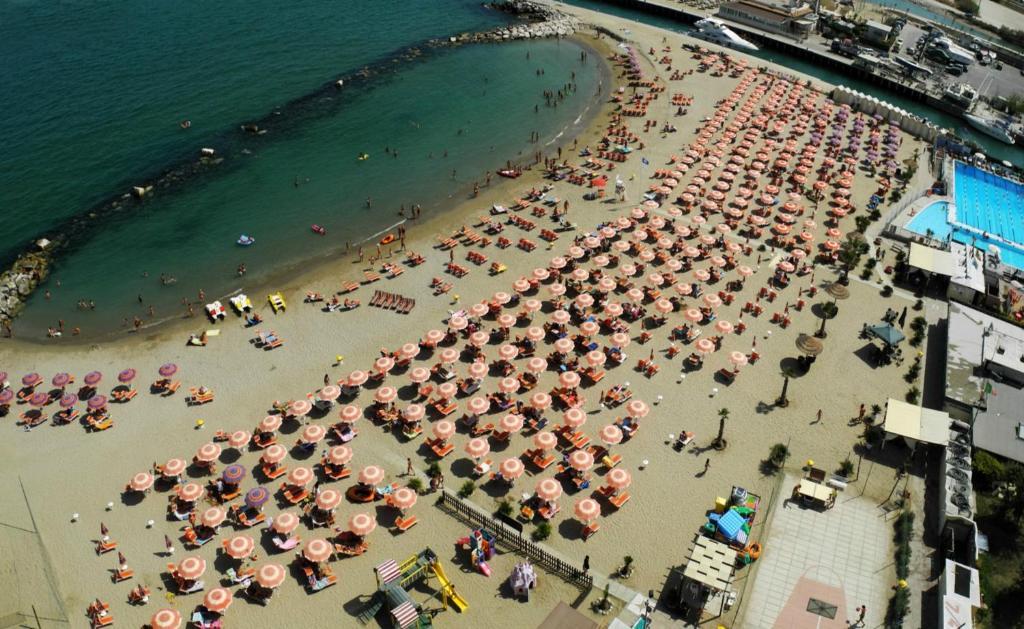 Portoverde Beach Apartments Misano Adriatico Εξωτερικό φωτογραφία